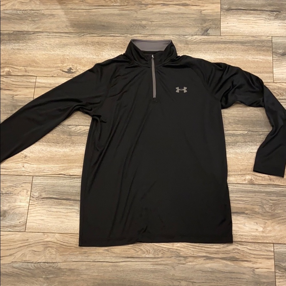 Men’s 1/4 zip Under Armour long sleeve